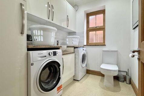 Utility Room.jpg