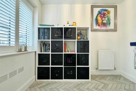 Study Playroom b.jpg