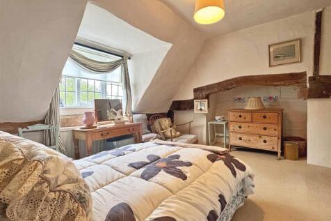 Bedroom 2.jpg