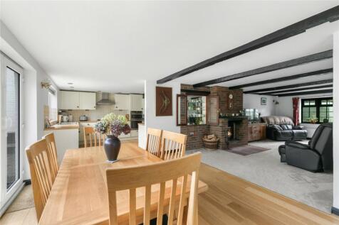 Dining/Living Room
