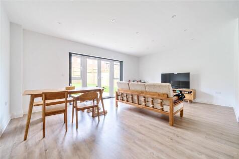 Dining/Living Room