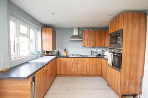 113 london road -2.jpg