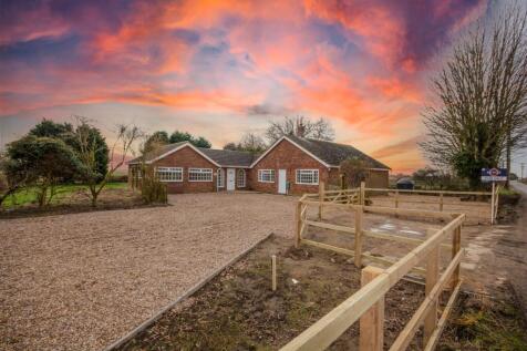 holly lodge -03.jpg