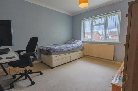 13 meadway -07.jpg