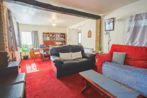 holly house-08.jpg