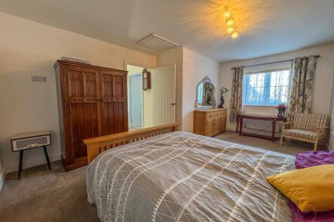 1 willow court-02.jpg