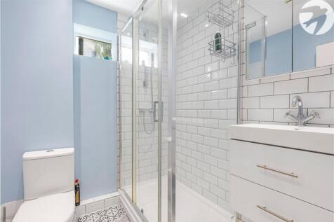 Groud Floor Shower