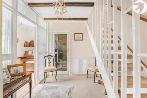 Entrance Hall/Study