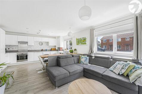 Reception/Kitchen