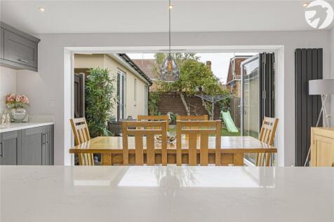 Bifolds To Garden