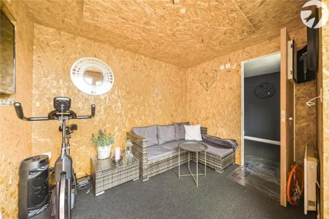 Snug To Office