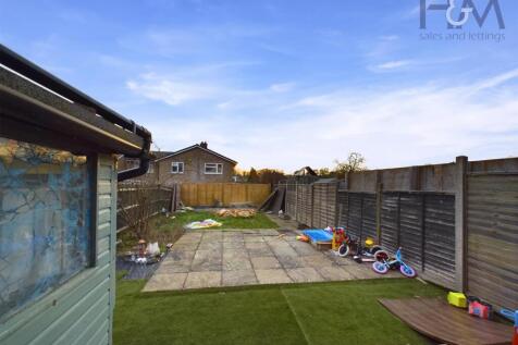 CAM02804G0-PR0248-STILL007.jpg