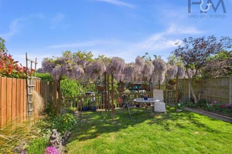 CAM02804G0-PR0297-STILL004.jpg