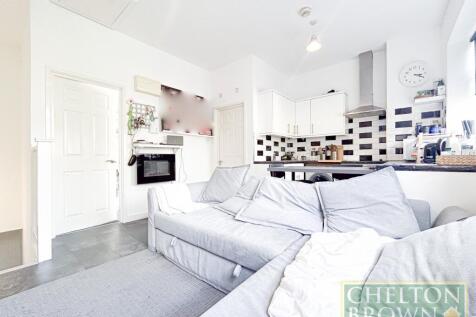 Living Room/Kitchen