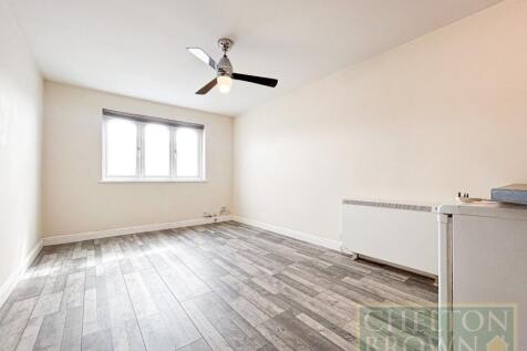 Living Room/Kitchen