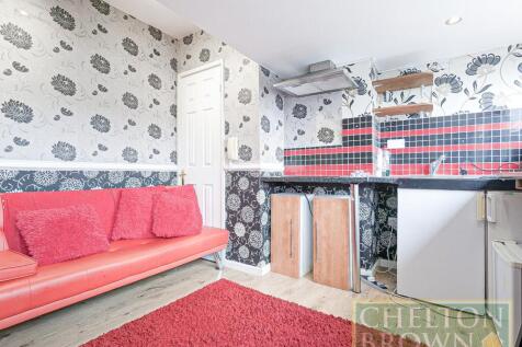 Lounge/Kitchen