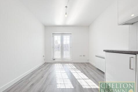 Lounge/Kitchen