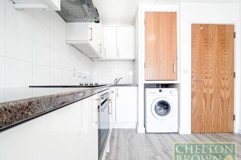 Lounge/Kitchen