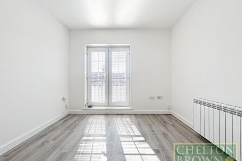 Lounge/Kitchen