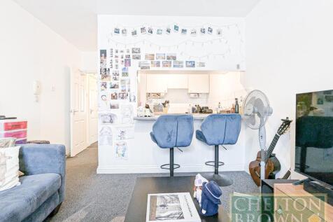 Living Room/Kitchen
