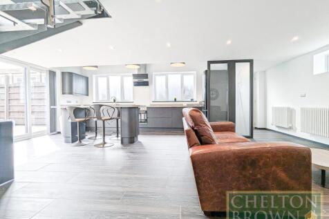 Living Room/Kitchen