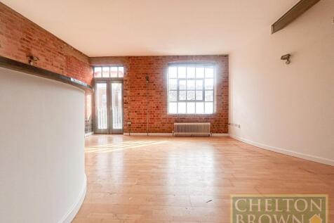 Living Room/Kitchen