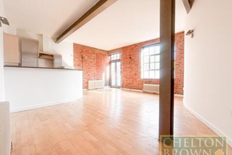 Living Room/Kitchen