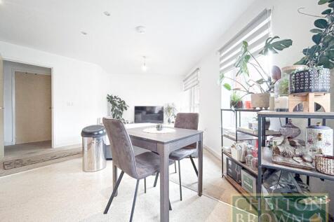Kitchen/Living Room
