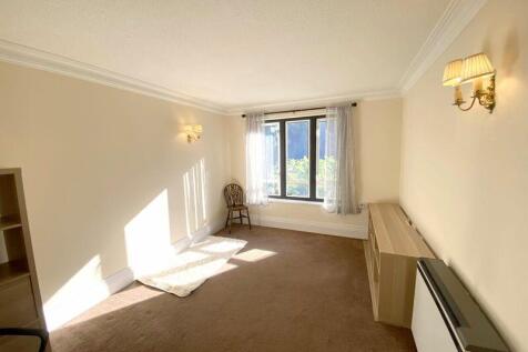 The Sitting/Dining Room