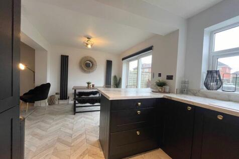 Another view of the Kitchen/Diner