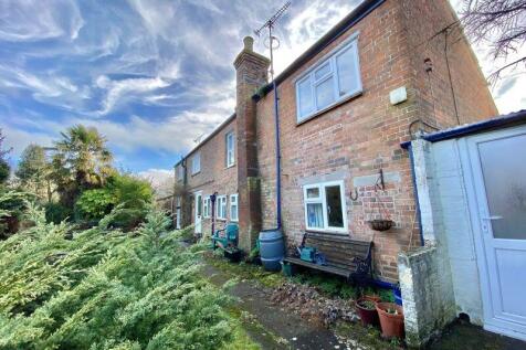 Eastway Cottage 7 Imber Road