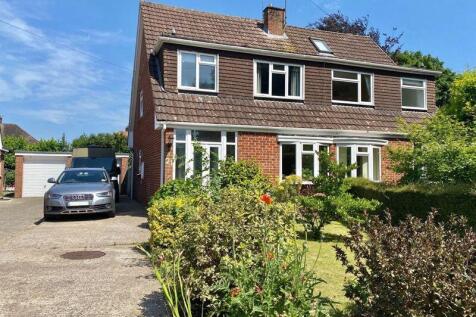 21 Tennyson Close