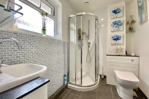 The En Suite