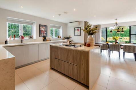 Kitchen/Dining