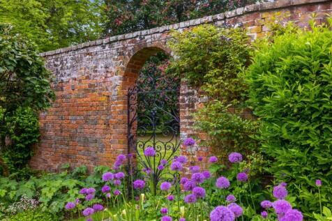 Garden Wall