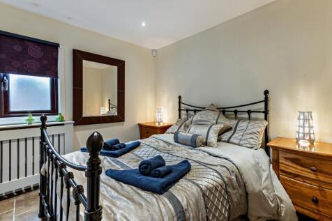 Coach House Bedroom