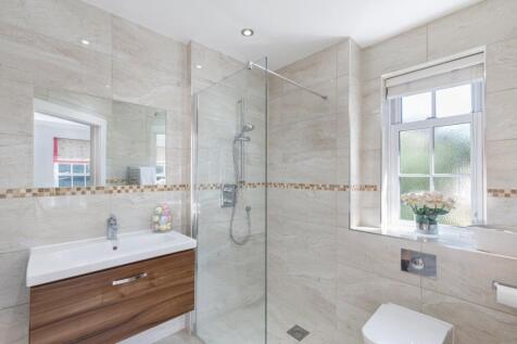 Bedroom 2 En Suite