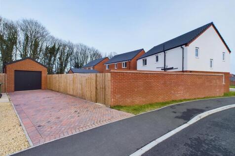 Driveway &amp; Garage