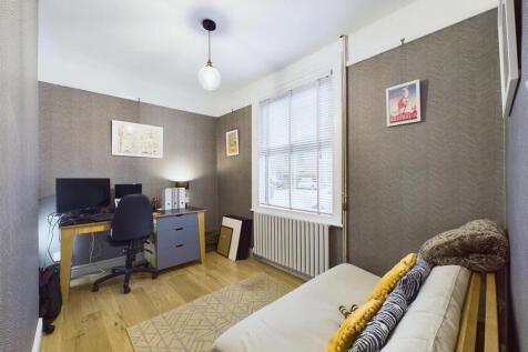Bedroom 4/Office