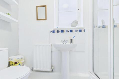 En-Suite 2