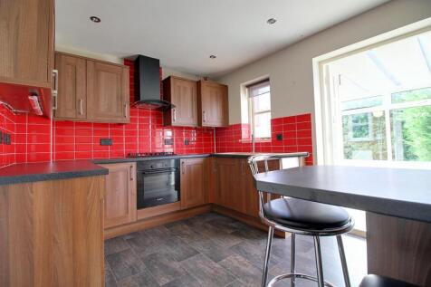 Kitchen 2.jpg
