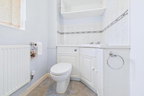 Cloakroom/WC