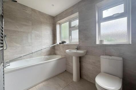 Bathroom.JPEG