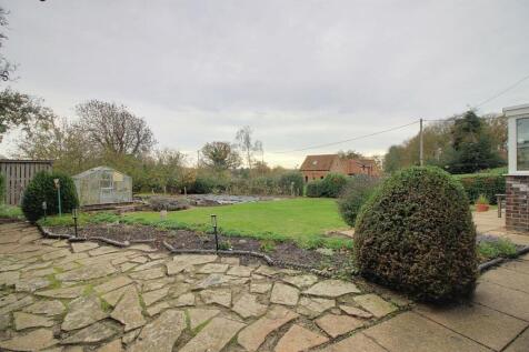 AD0530 Garden 1 .jpg