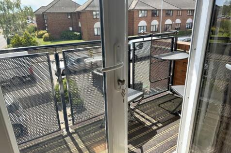 FRONT BALCONY