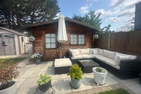 Log Cabin 