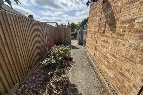 SIDE PASSAGE