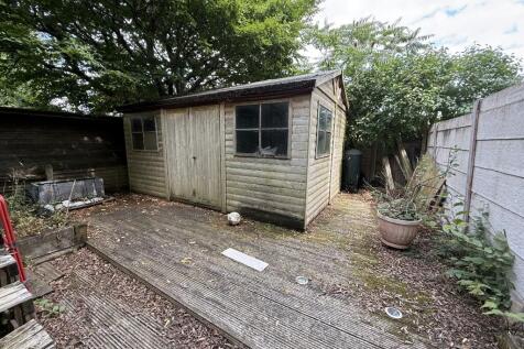 SHED TO REAR