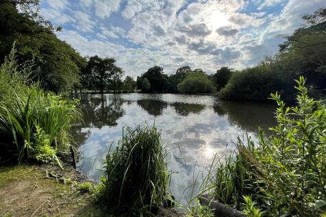 OAKMERE LAKE