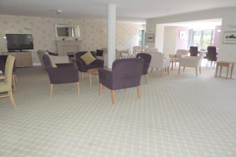 RESIDENTS  LOUNGE